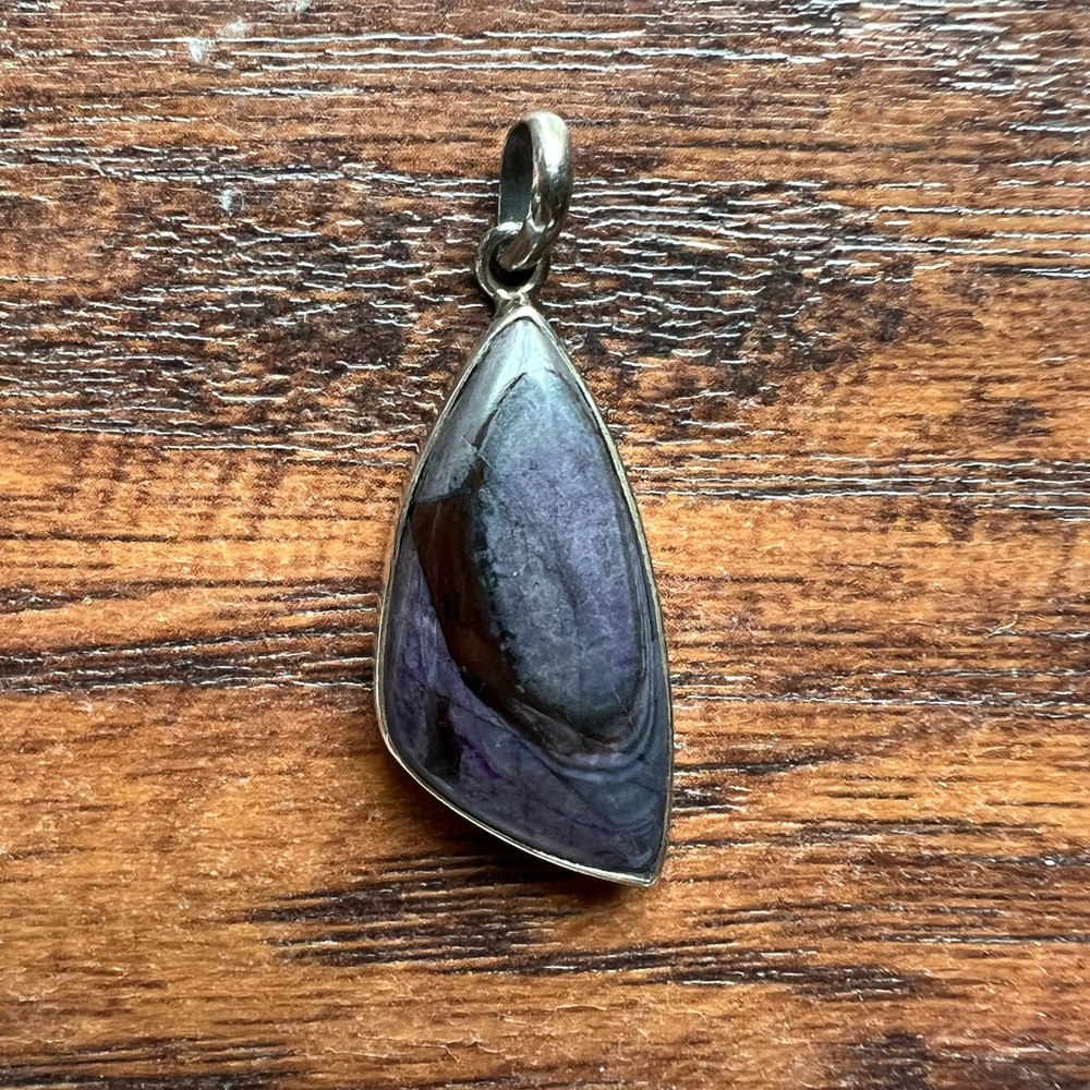 925 Sterling Silver Sugilite pendant